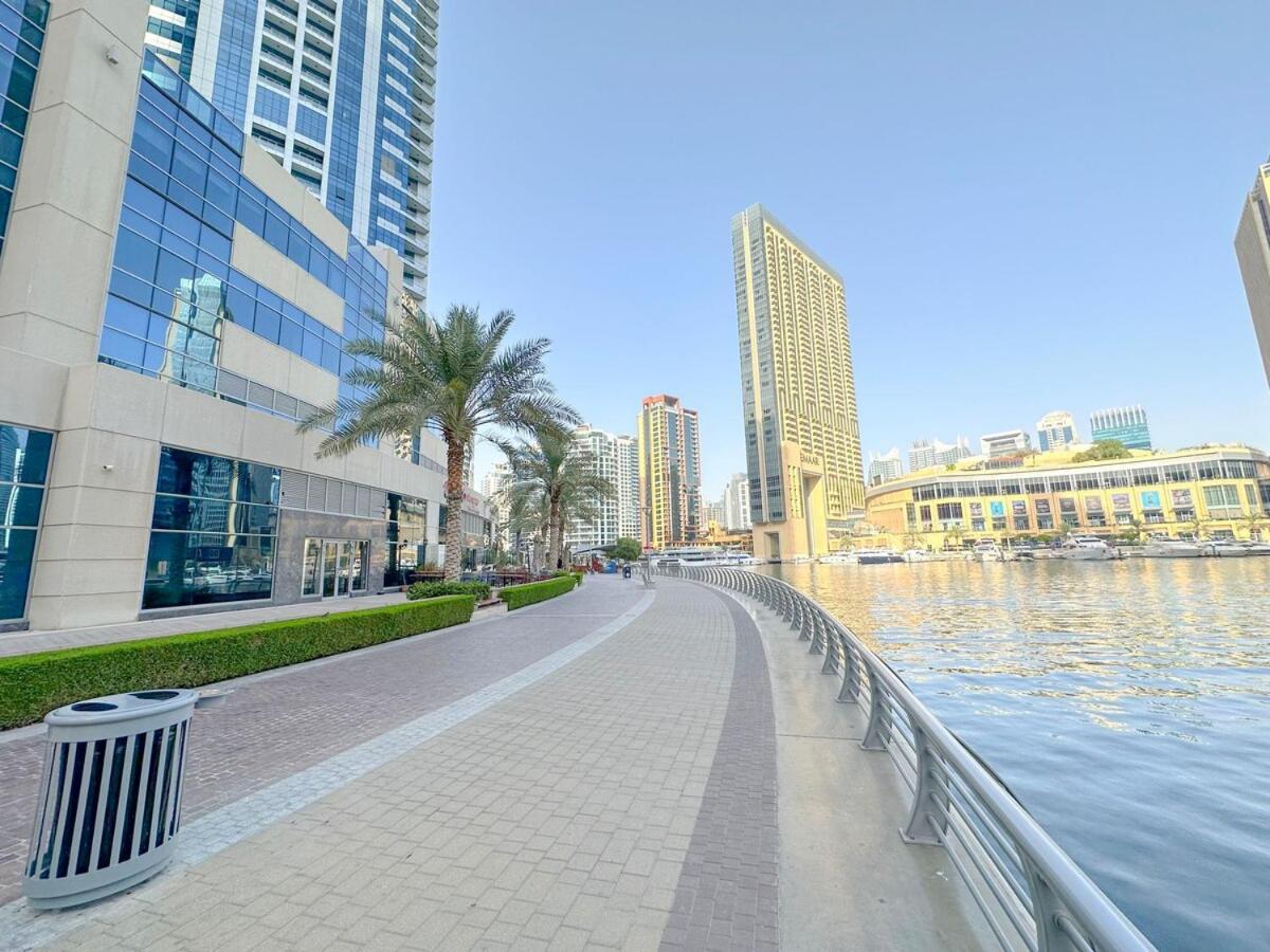 Aws Holiday Homes - Prime Apartment Near The Beach Dubai Exteriör bild