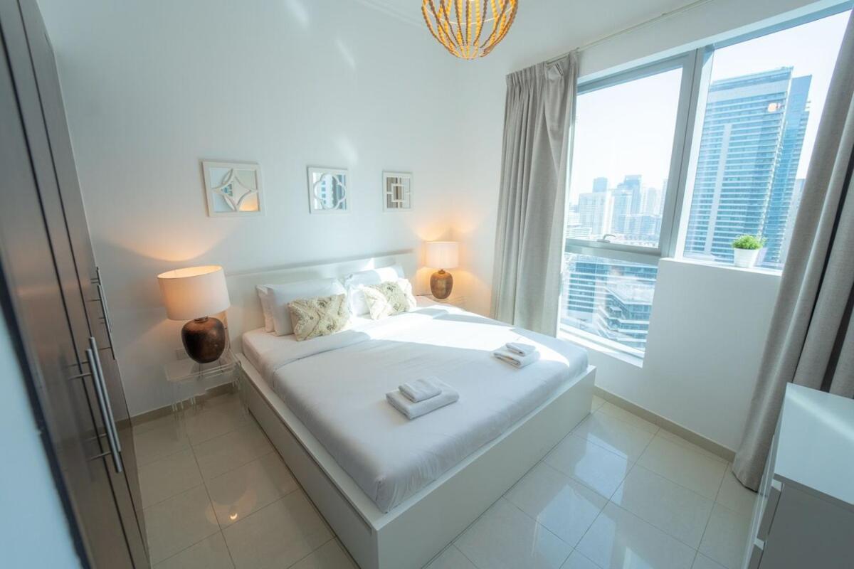 Aws Holiday Homes - Prime Apartment Near The Beach Dubai Exteriör bild